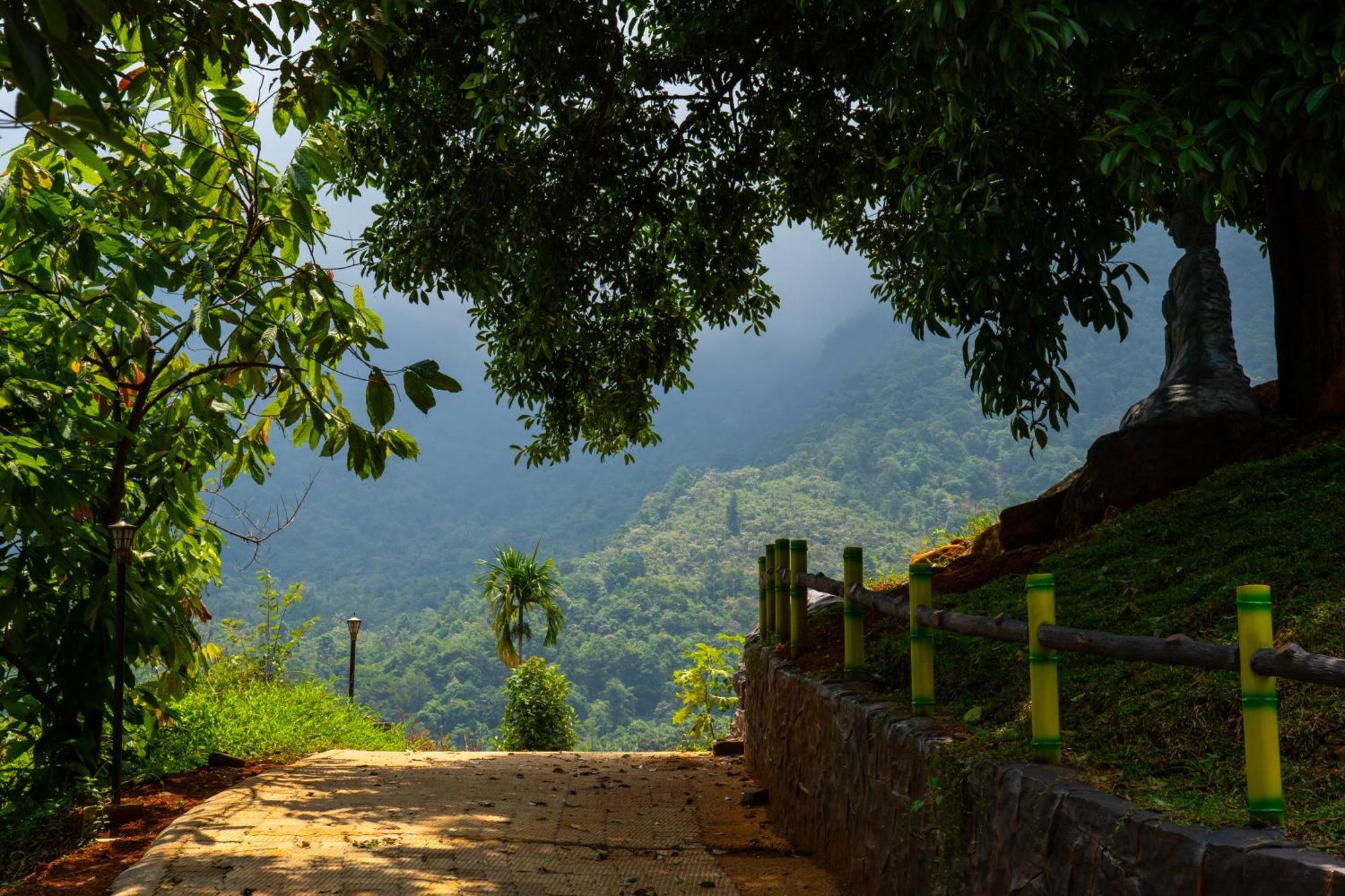 Karimb Resorts Vallikavungal Экстерьер фото