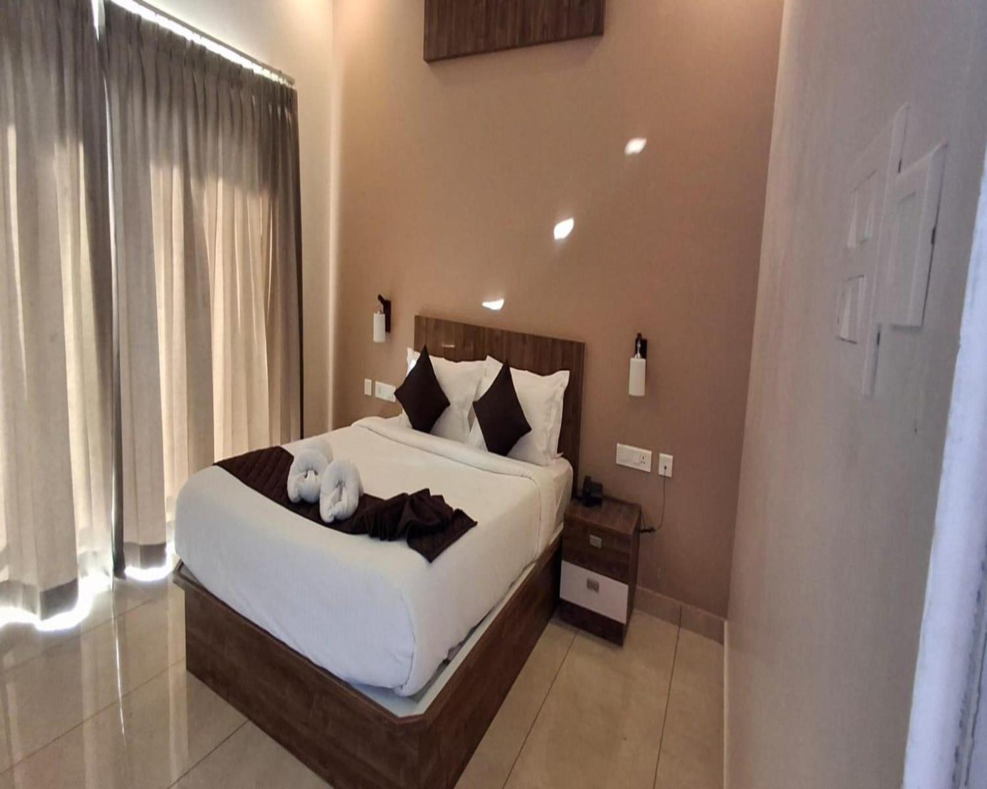 Karimb Resorts Vallikavungal Экстерьер фото